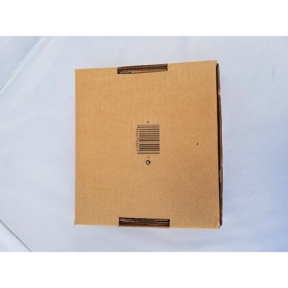 Pampered Chef Snowman Appetizer Round Dessert Plates 6 inch Diameter Set Of 4 - Picture 9 of 9